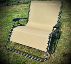 Zero Gravity Folding Outdoor Lounge Chair