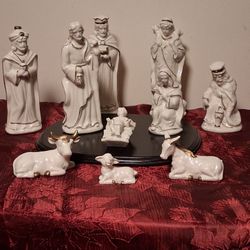 Christmas Nativity New 11pc. 