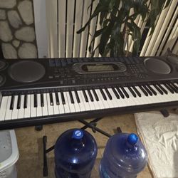 Casio WK-1600 Electric Piano Music Keyboard With Stand