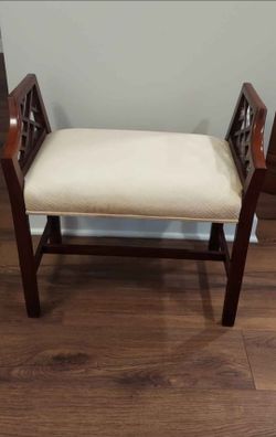 Vanity Bench by Wellington