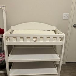 Diaper Changing Table 
