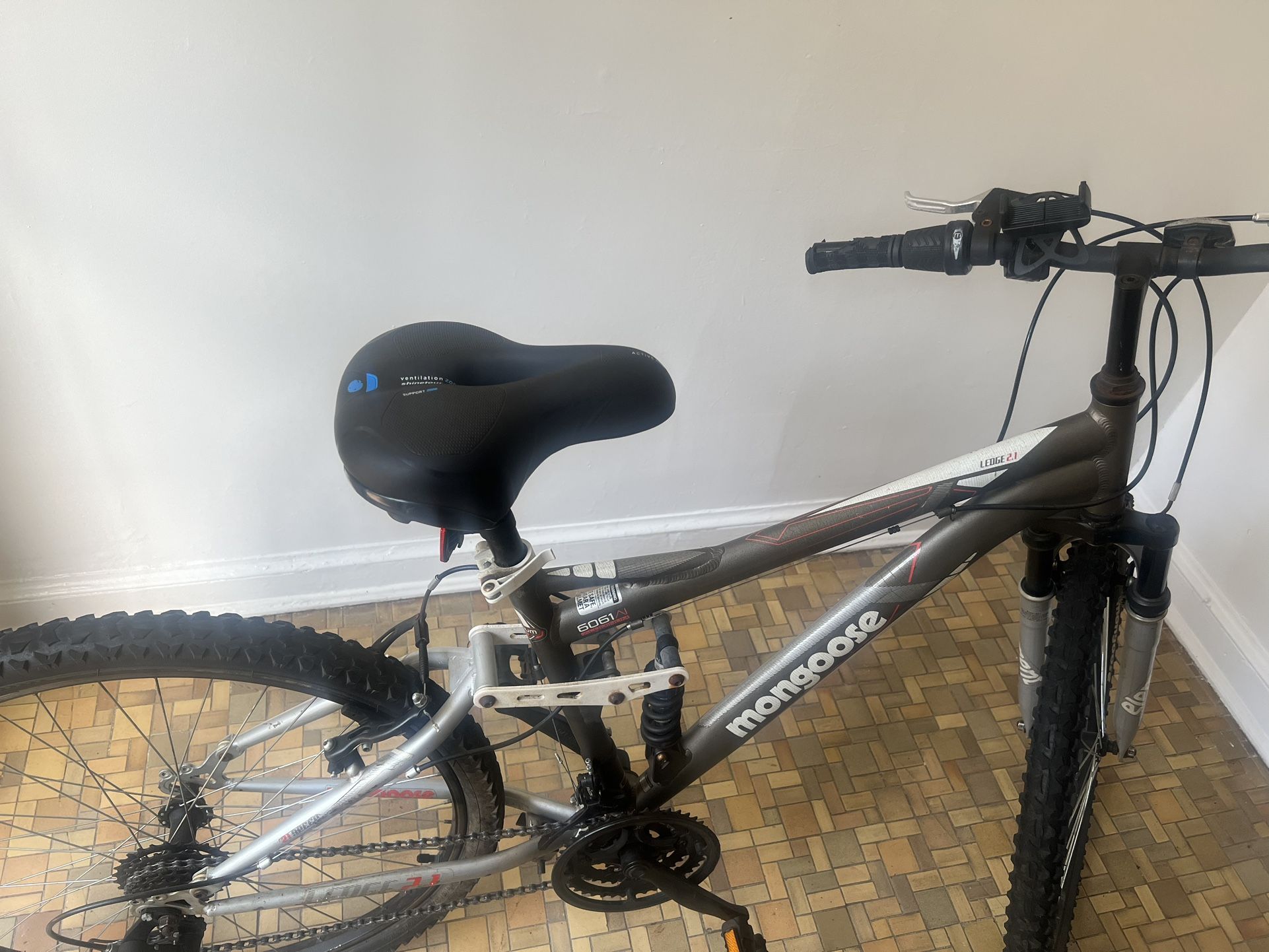 Mongoose Mountain Bike For Sale