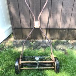 18” 5  Blade Craftsman Push Mower