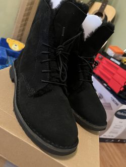 Black Quincy UGG Boots Size 9