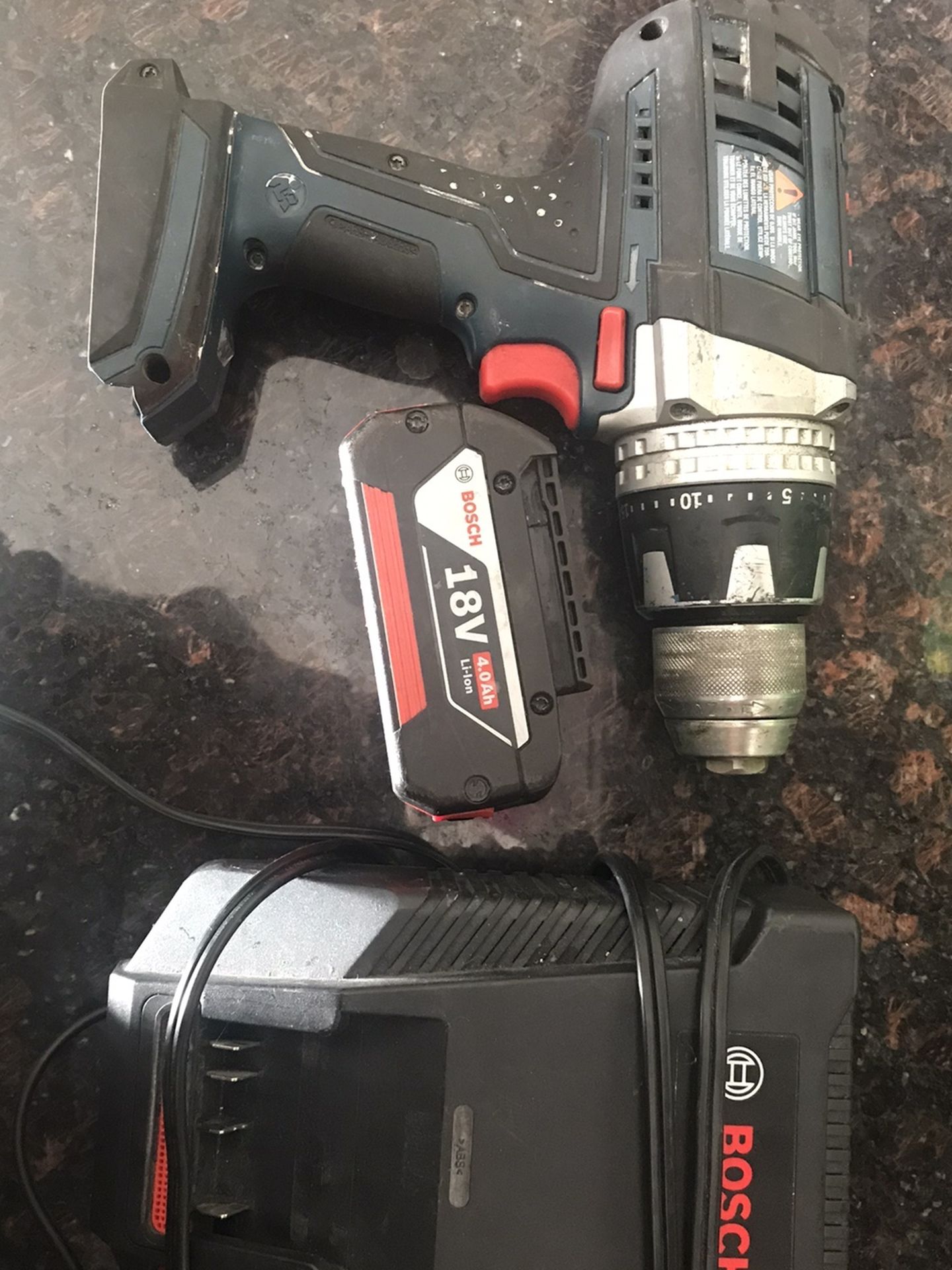 18volt Bosch Drill With 5 Batteries And Charger
