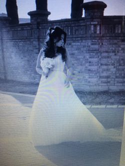 Beautiful wedding dress 😦 SALE !!