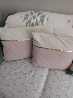 Throw pillows