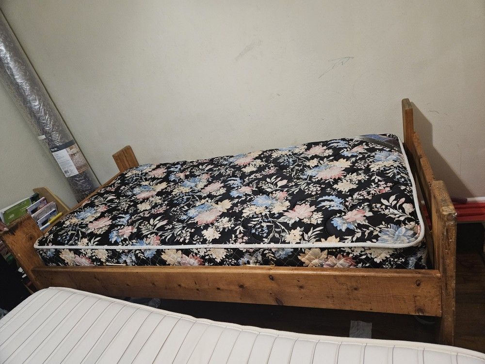 Bunk Beds Twin