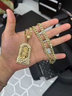 Chain bracelet and Pendant