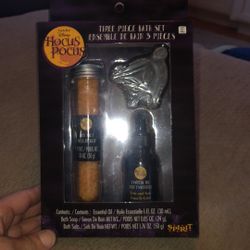 Hocus Pocus Three Piece Bath Set