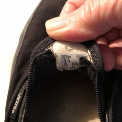 Vans 8.5 Black Slip Ons 