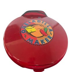 Quesadilla Maker Red 12.5. In Round Pre Owned Excellent Condition
