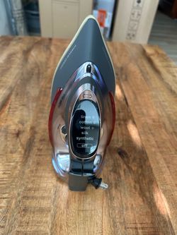 CHI Electronic Clothing Iron w/ Retractable Cord Adjustable Like New In Box