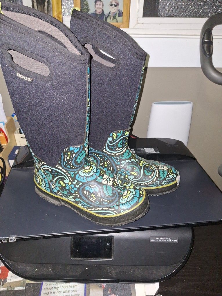 Boogs Boots Womens Size 8