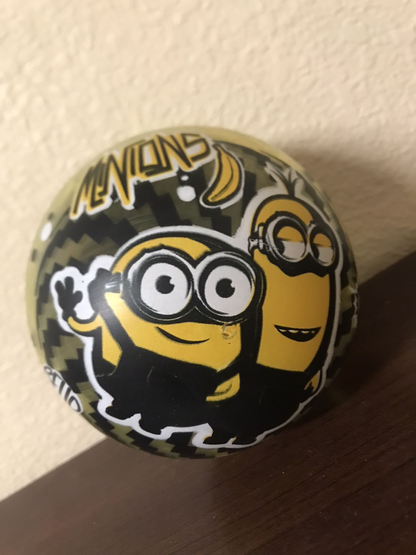 New Minions Light Up Ball