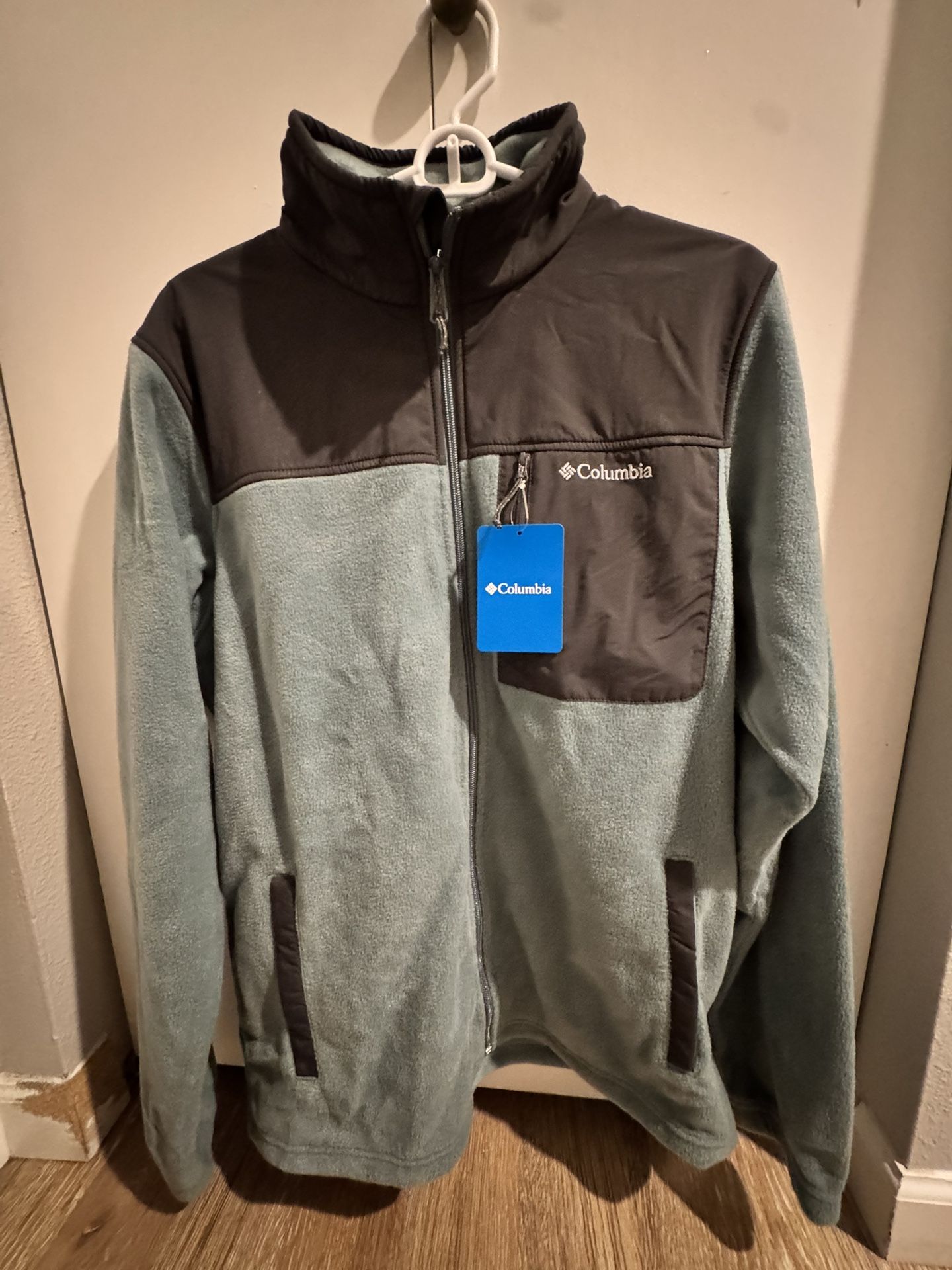 Columbia Fleece - Men’s Medium