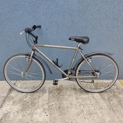 Specialized Rockhopper 26" 21-Speed Hybrid Road /Commuter/Mountain Bike - Light 18-in Frame - Easy Grip Shift  - Comfortable Serfas Memory Foam Seat