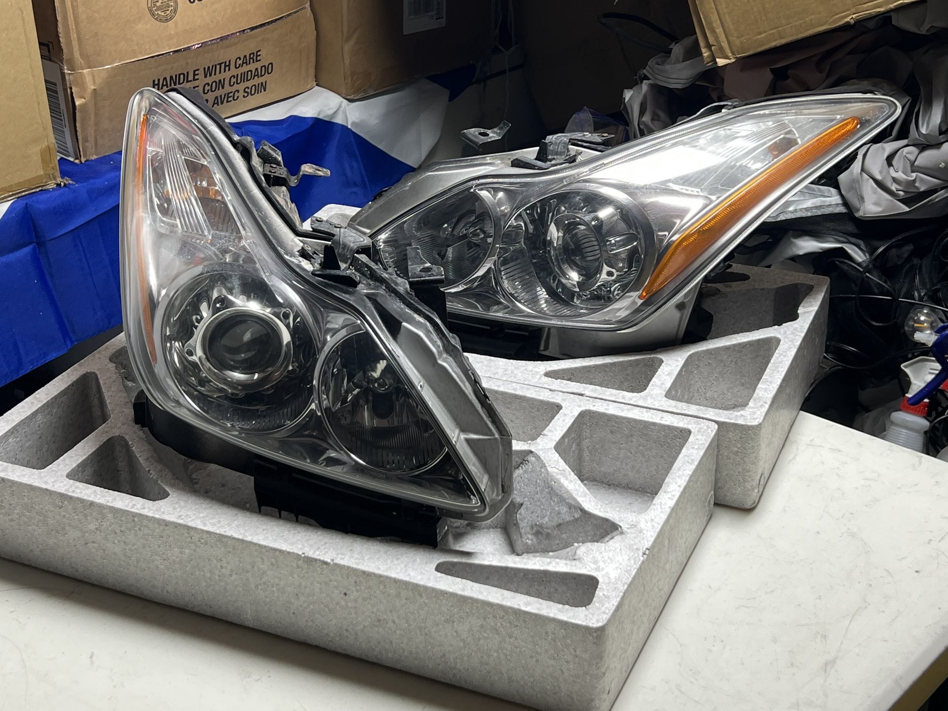 Infiniti G37s Coupe Headlights OEM