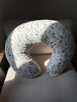 Boppy Nursing Pillow with cover