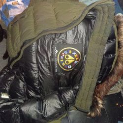 MOose knuckle coat