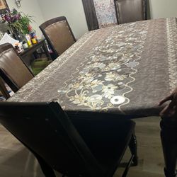 Dinning Table With6 Chairs