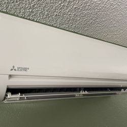 Mitsubishi 12000btu mini split air conditioner with heat pump