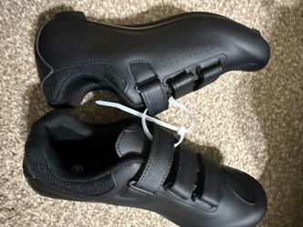 Cycling shoes