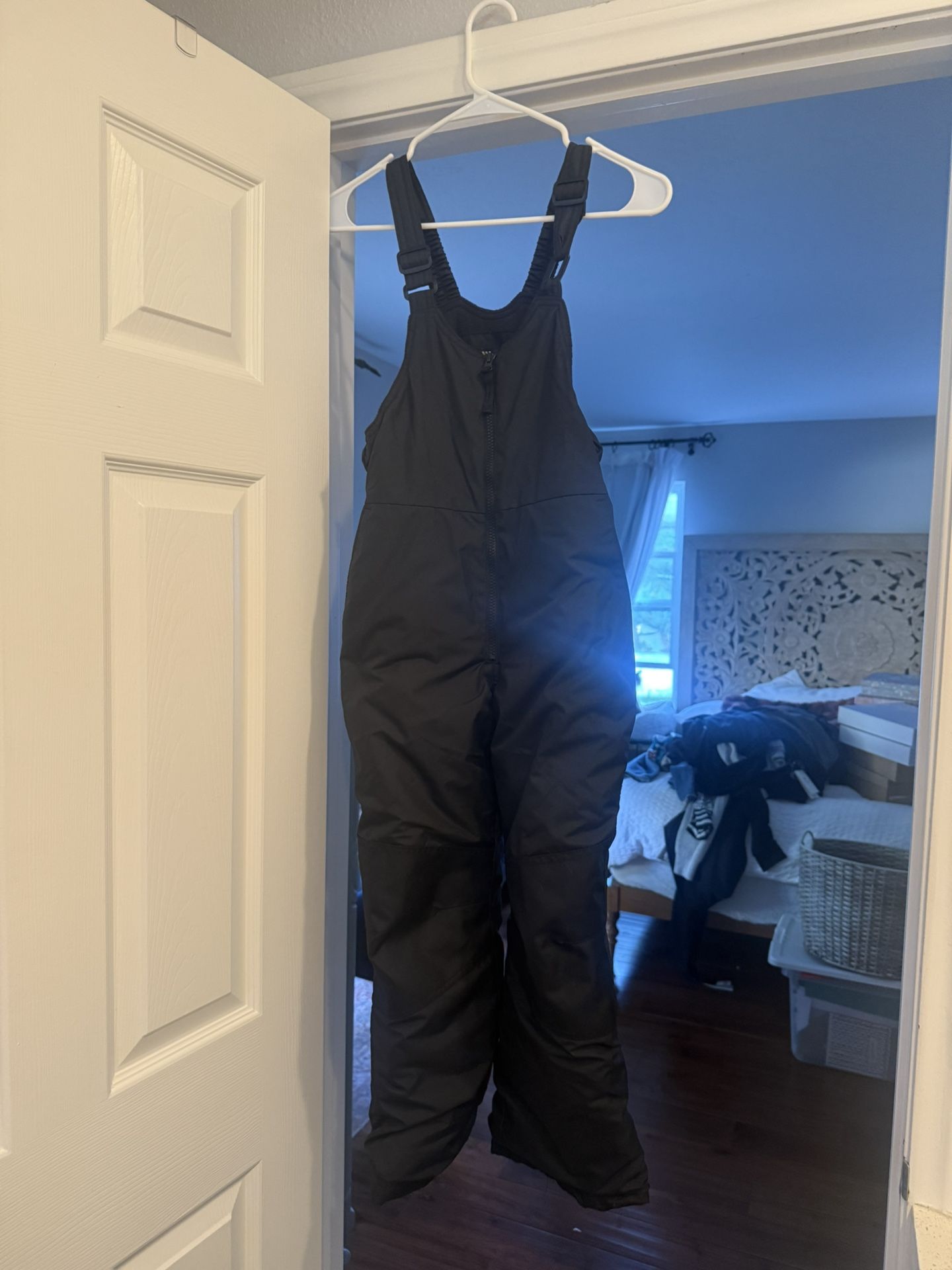 Awesome Like New Snow Bib And Matching Jacket