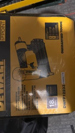 Dewalt 18g Brad Nailer