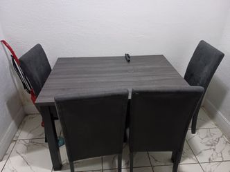 Dinning table
