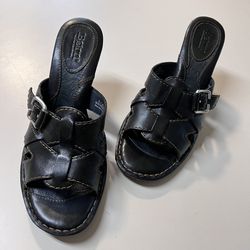 BORN Black Leather Heels Slip On Sandals size 9