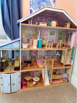 Kid Craft Dollhouse & Furniture