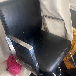 Hair Stylist Chair With Mat 