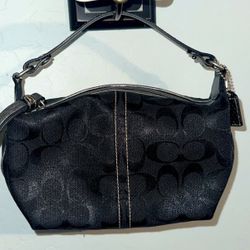 Coach small black bag like new