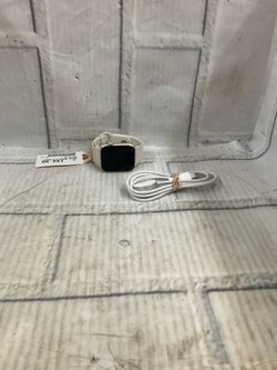 Apple mepf4lw/a smart watch SE3