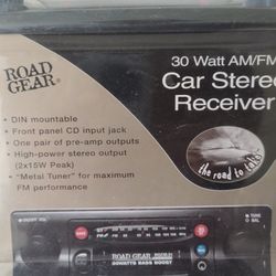 Road Gear RGCM-31, a vintage-style 30-watt AM/FM car stereo receiver with a built-in auto-stop cassette player. 