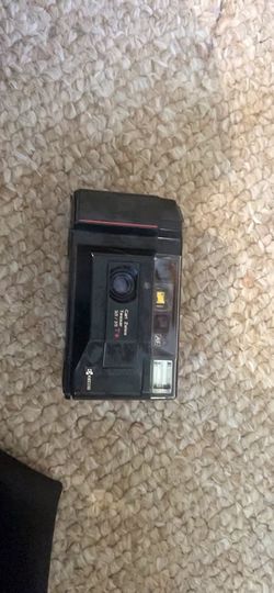 Kyocera Carl Zeiss Tessar 35/35 T* Film Camera