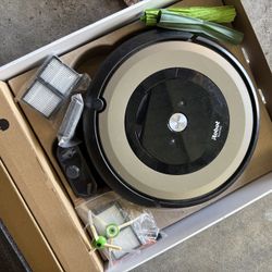 Roomba E6