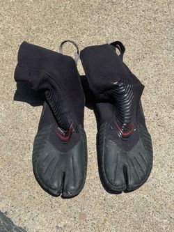 O’neill Booties Size 10