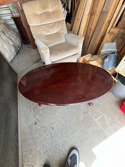 Antique looking plush coffee table $44