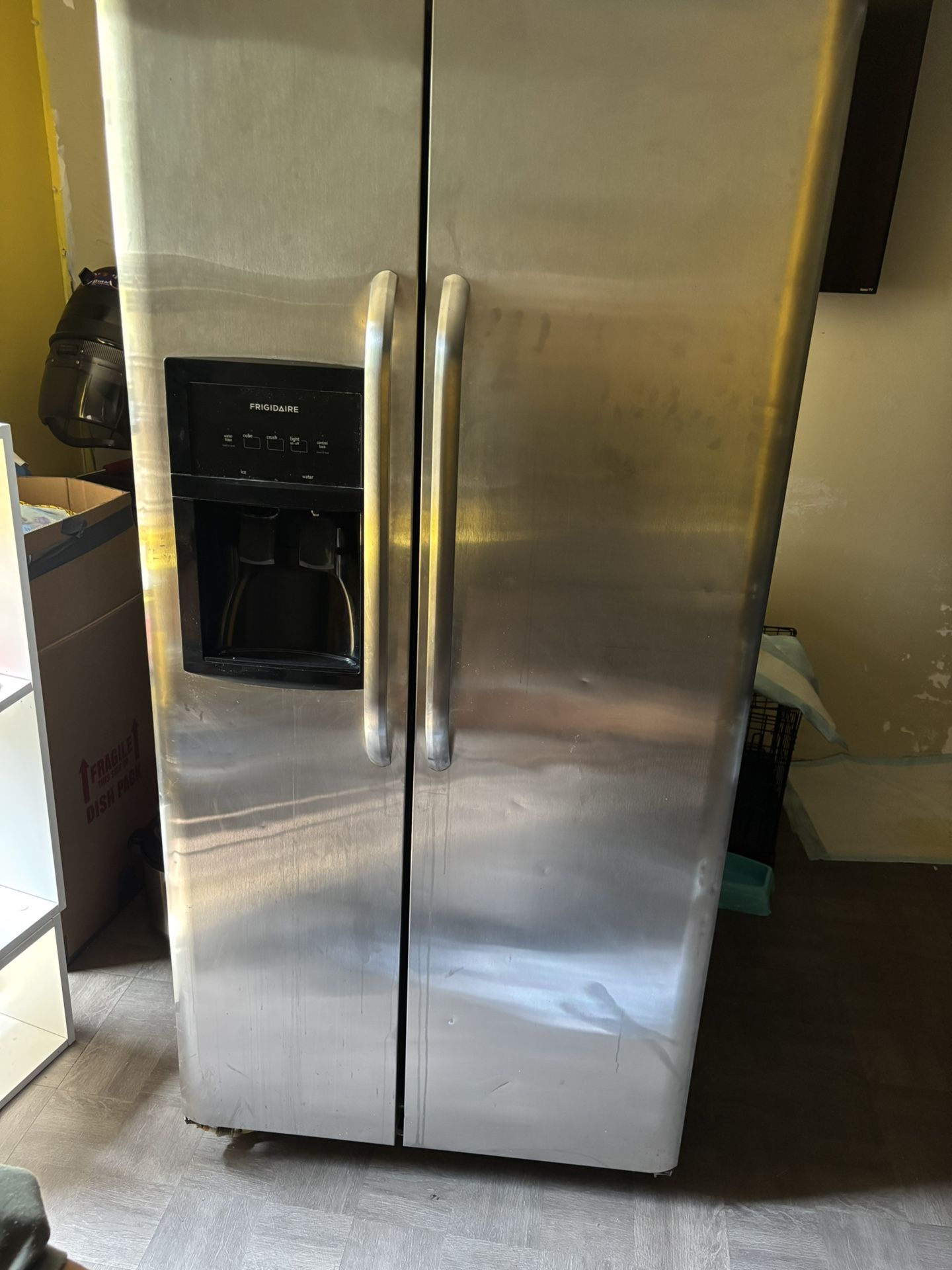 Refrigerator
