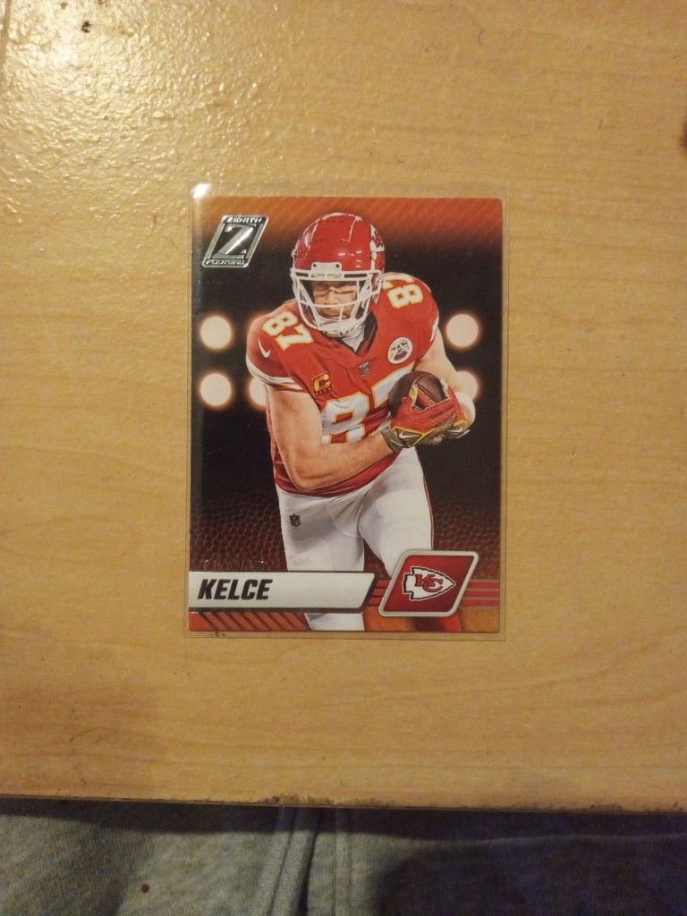 2023 Panini Zenith Football Travis Kelce Card #51