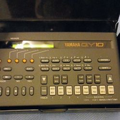 Yamaha QY10 MIDI Sequencer 16-Track LCD Display