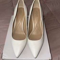 Alfani Jeules White Pumps – Women’s Size 8.5 (Lizard-Embossed)