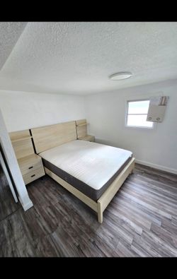 Queen size bed with mattress