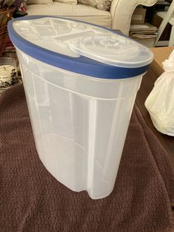 RUBBERMAID CONTAINER