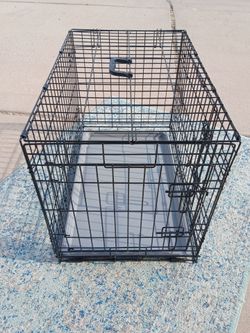 Pet training crate size Medium