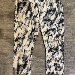 Lululemon Cropped Leggings