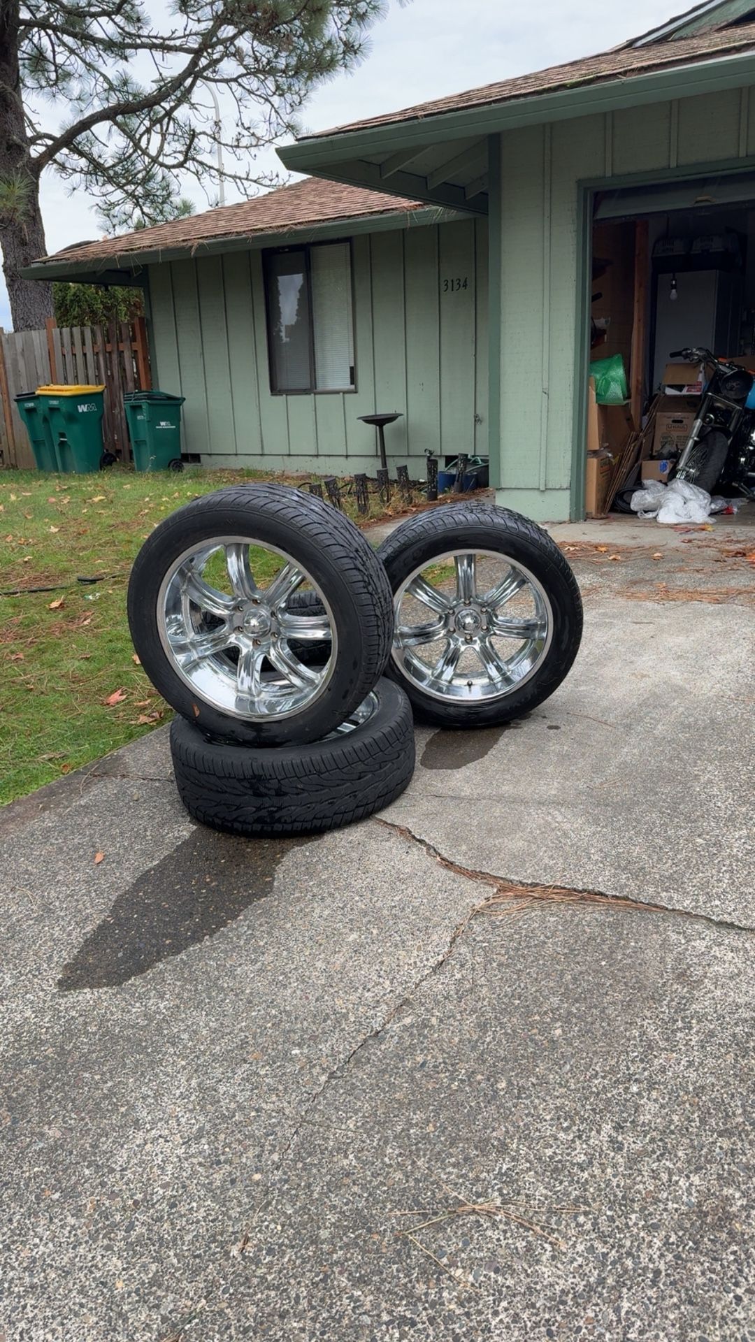 22s On 33s 6.5x5 Fits Chevy,gmc Or More
