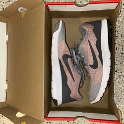 Nike Women's Flex Experience Run 4 Gray Lava Running Shoes Size 8